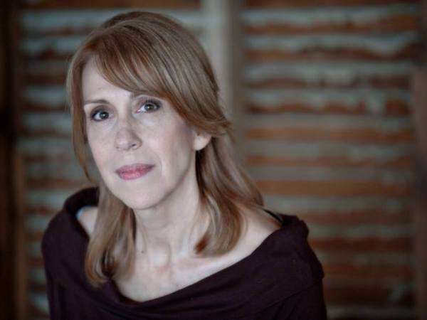 FILM ACTING VS STAGE&nbsp;ACTING